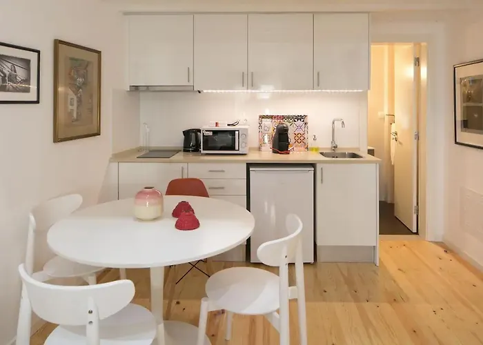 Central Mezzanine Studio